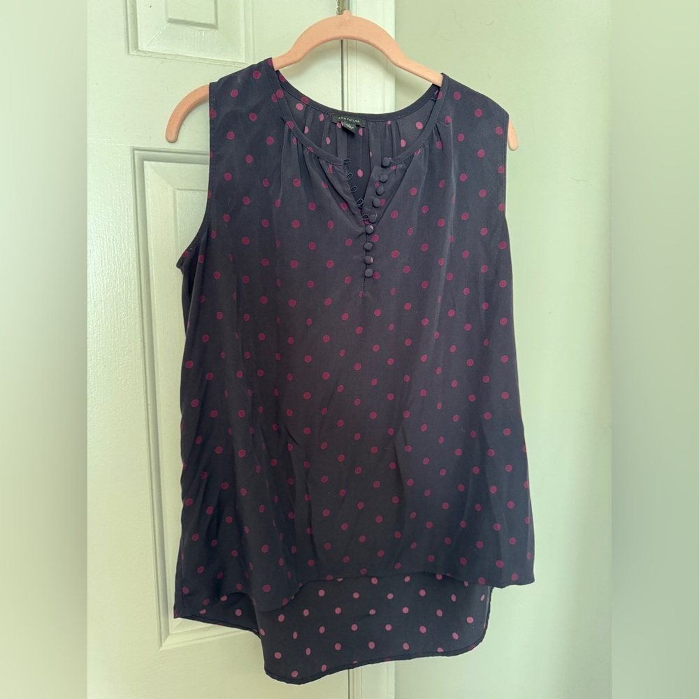 Ann Taylor small sleeveless top